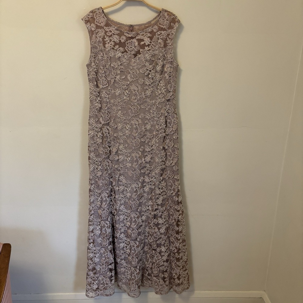 Alex‎ Evenings Long Lace Dress Embroidered Floral Purple 14 Mother of the Bride